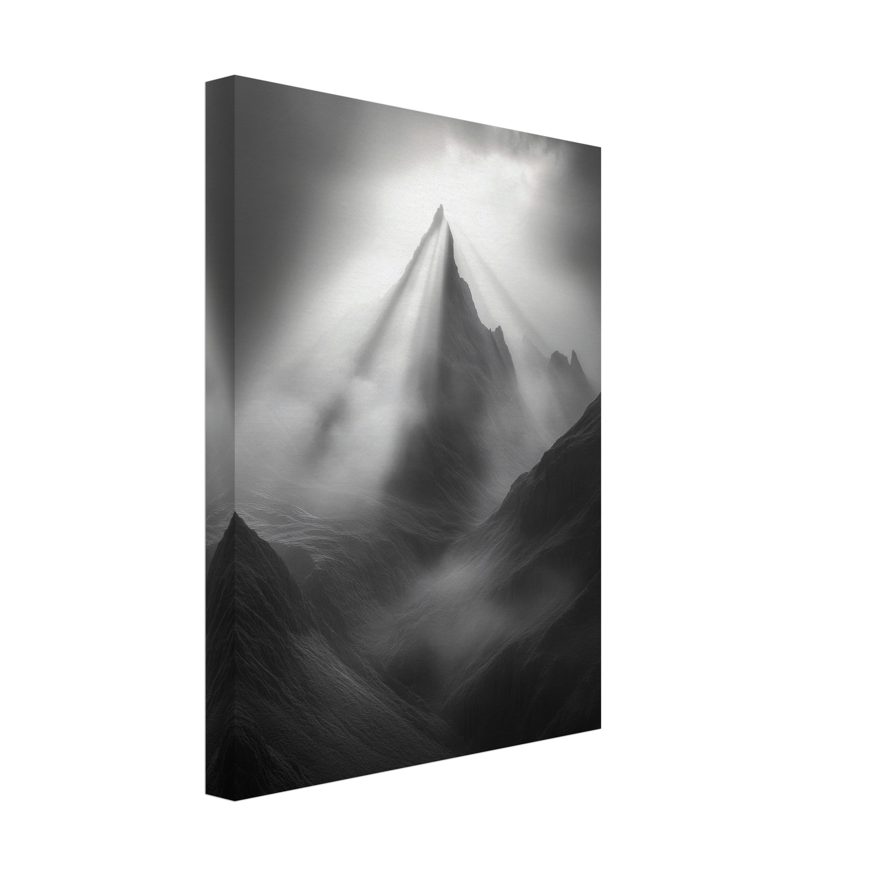 Mysticplate - Landschaft Berg in Nebel - MysticPlates